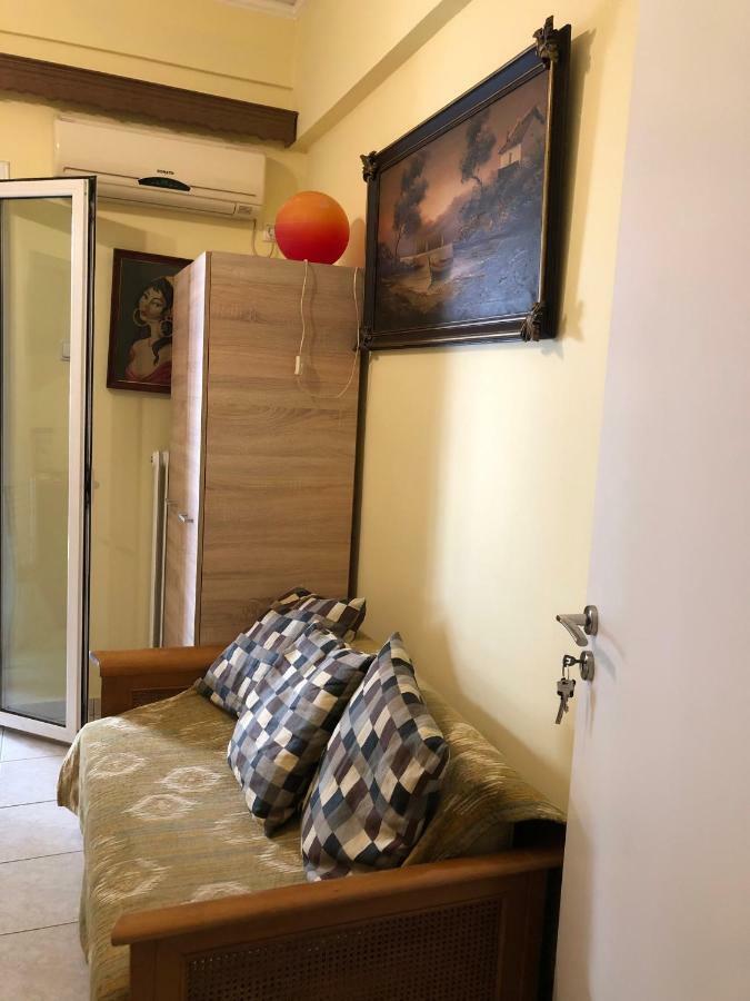 Anna Apartment In Kypseli Athena Bagian luar foto