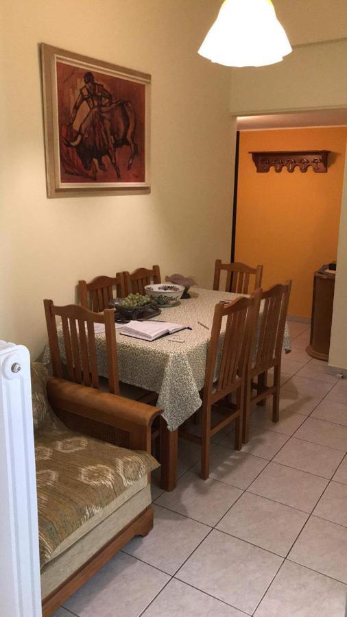 Anna Apartment In Kypseli Athena Bagian luar foto